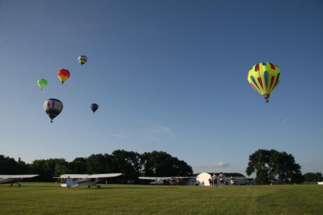 Balloons & Planes